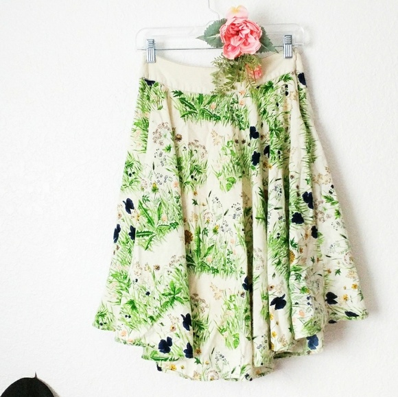 Anthropologie Dresses & Skirts - Viola Anthro Floral Botanical Fit/Flare Skirt 0